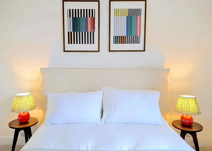 Urban Oasis Serviced Suite - Families, Remote Work, Corporate, Contractors